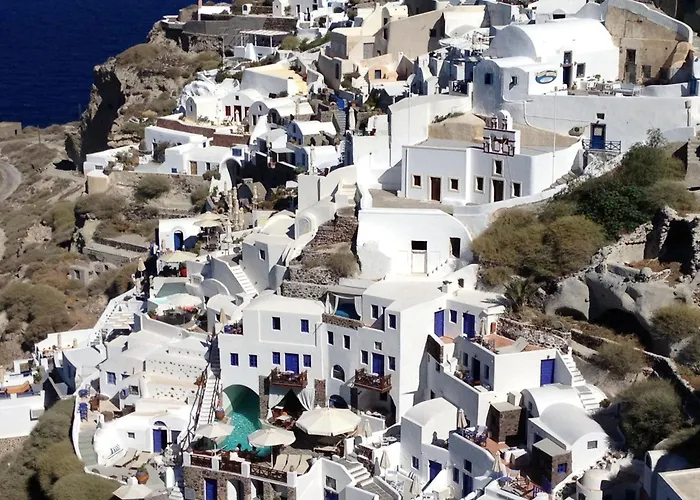 Superb Naxos Triple Semi-basement Private Balcony Lägenhet