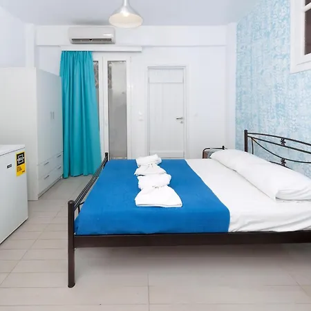 Διαμέρισμα Superb Naxos Triple Semi-basement Private Balcony Views Saint George Naxos City
