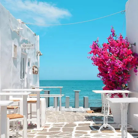 Superb Naxos Triple Semi-basement Private Balcony Appartamento *