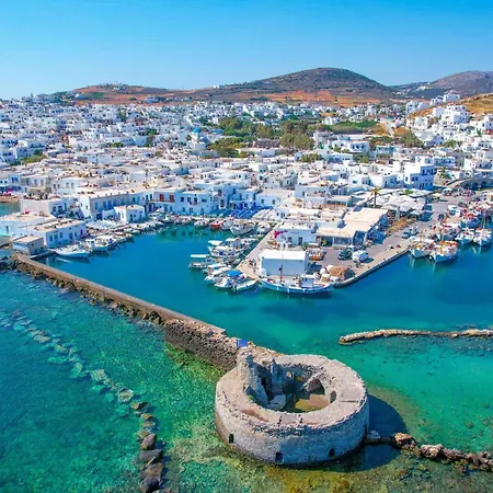 Superb Naxos Triple Semi-basement Private Balcony Appartamento *